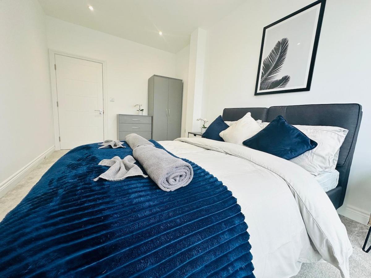 Appartamento Spacious Close To Major Station Londra